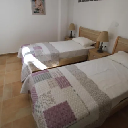 Blue Xenia - 3 Chrisi Akti (Paros)