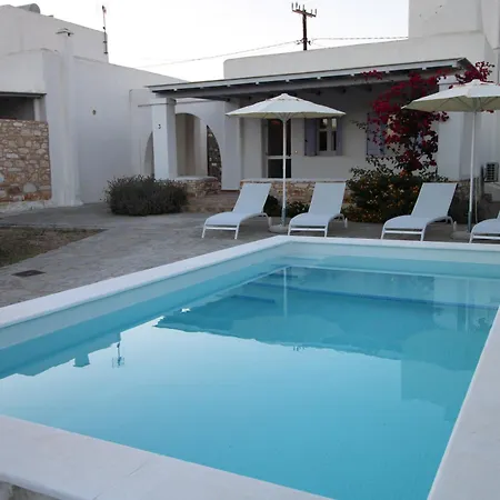 Blue Xenia - 3 Chrisi Akti (Paros)